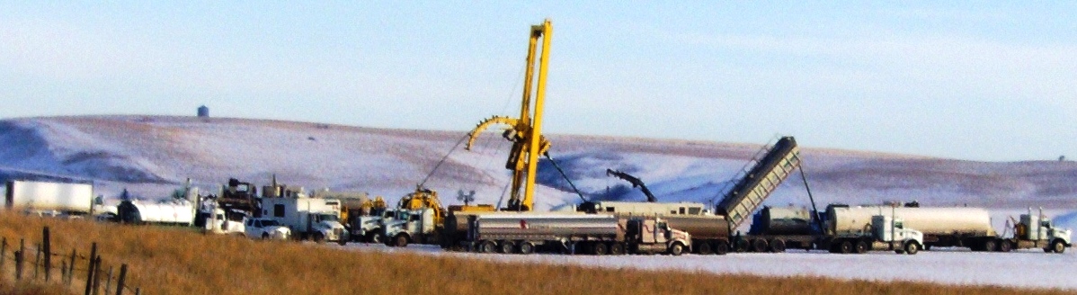 2012-12-15-CWS-Terroco-Oilfield-Services-Calfrac-fracing-EnCana-14-12-27-22-W4M-Above-Base-of-Groundwater-Protection-deviated-wellbore.JPG