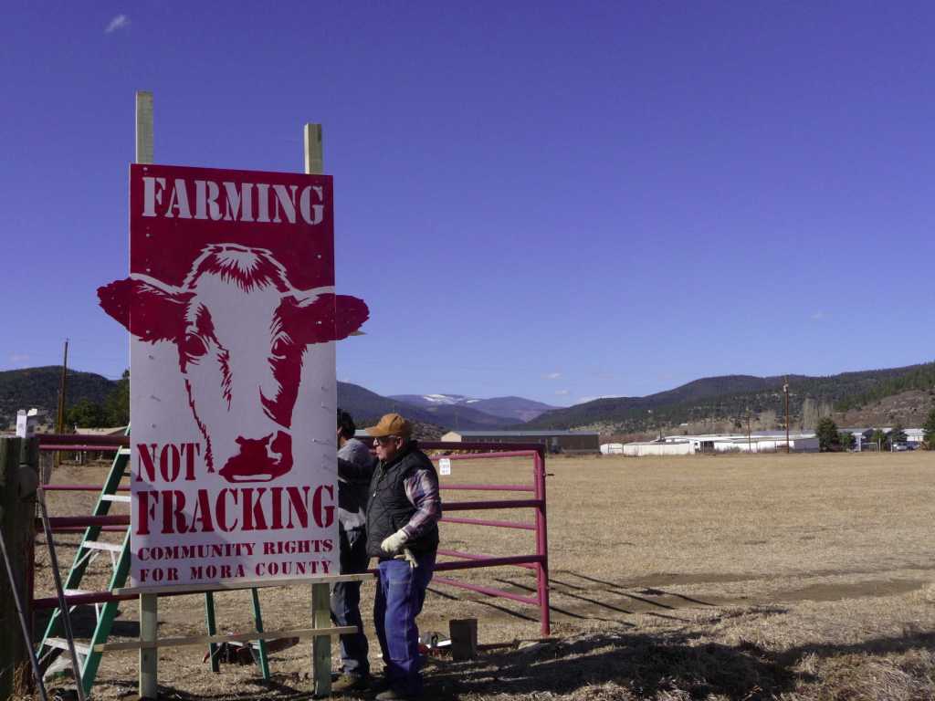 2013 03 Farming not Fracking