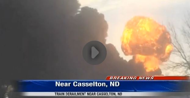 2013 12 30 North Dakota train derailment fire explosions possibly Bakken crude