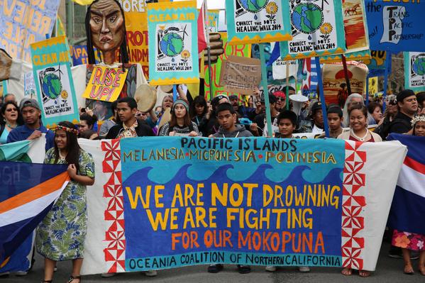 2015 02 07 8,000 plus people march, 'we are not drowning we are fighting for our mokopuna' oceana coalition n california