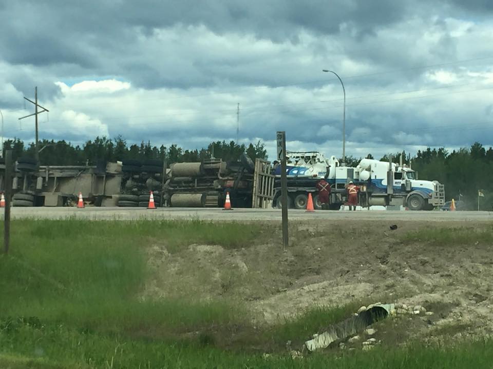 2015 06 fox creek frac tanker accident and spill 2