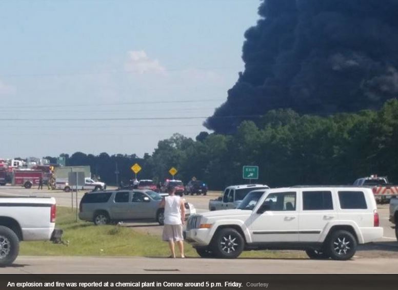2015 08 14 Chem plant explosion in Texas 2