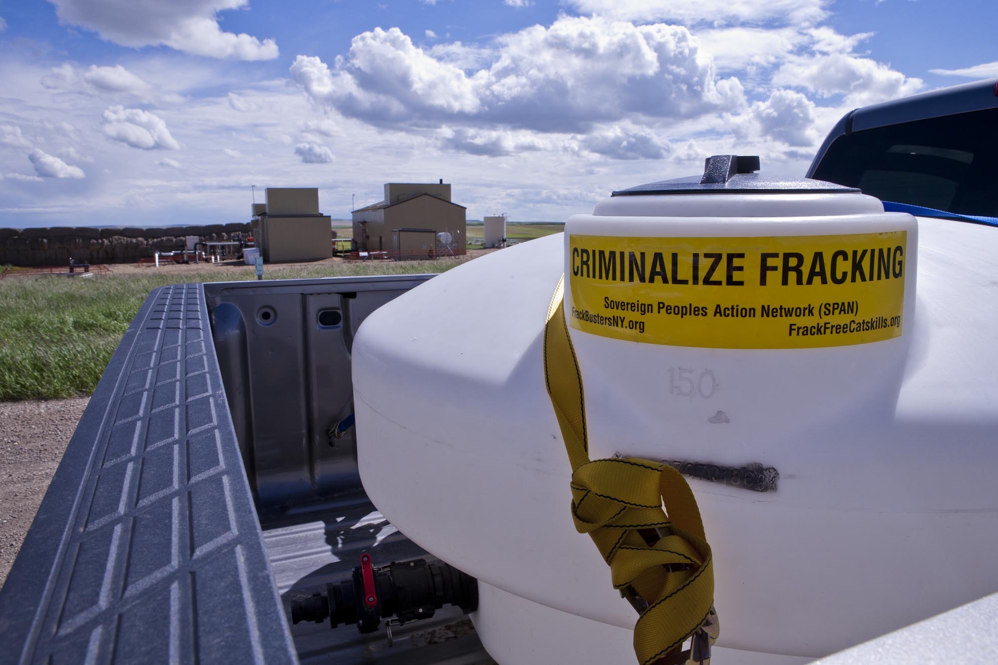 2013 06 Criminalize fracing Encana 7-13 compressors at Rosebud Alberta