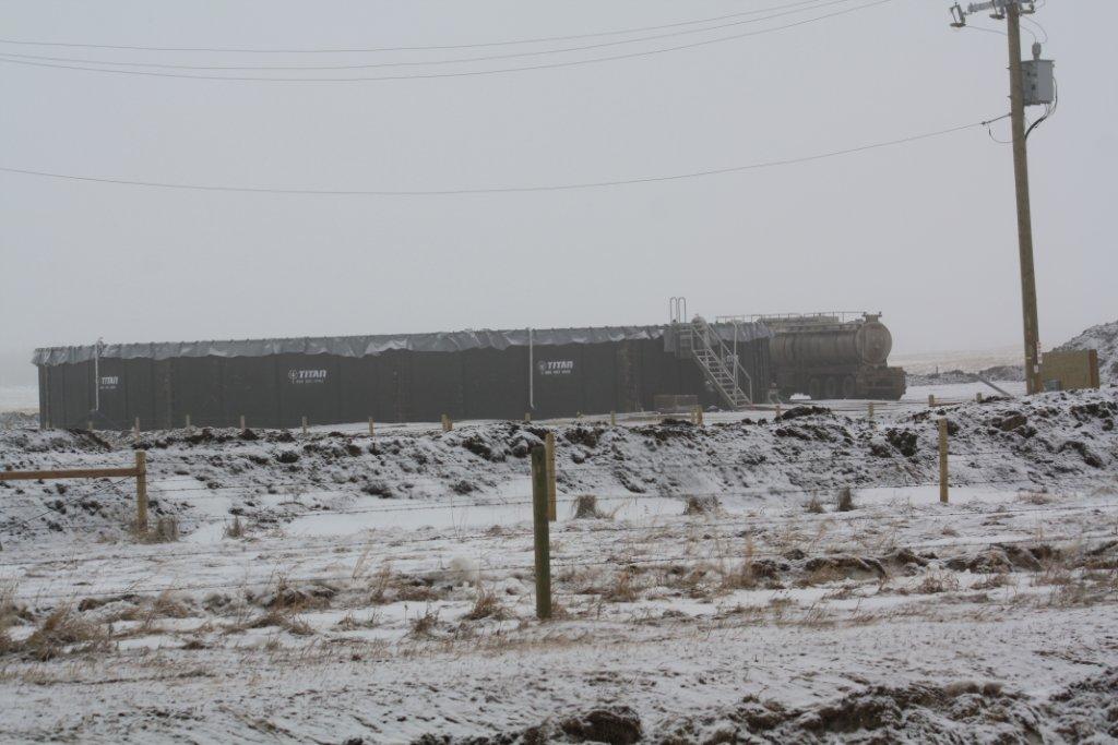 2014 04 07 Water tank for fracing being filled, Lochend Alberta 2