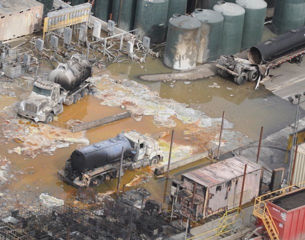 2014 11 26 Santa Clara Waste Water Co Explosion outside Santa Paula, now locked out of Oxnard's sewer system