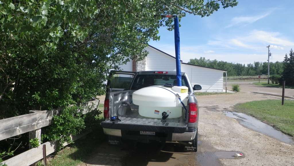 2016 07 01 Jessica Ernst getting alternate water at Rosedale on Canada Day, still no safe water 14 yrs after Encana's illegal fracs at Rosebud, AB