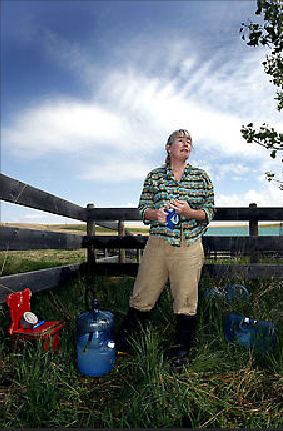 ERN000771 2006 Ernst white water after Encana frac'd Rosebud aquifers